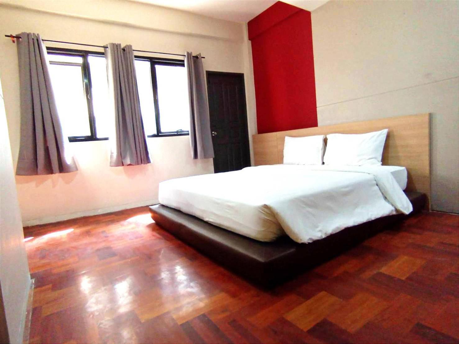 Go Inn Silom - Bts Saint Louis Bangkok Exterior foto