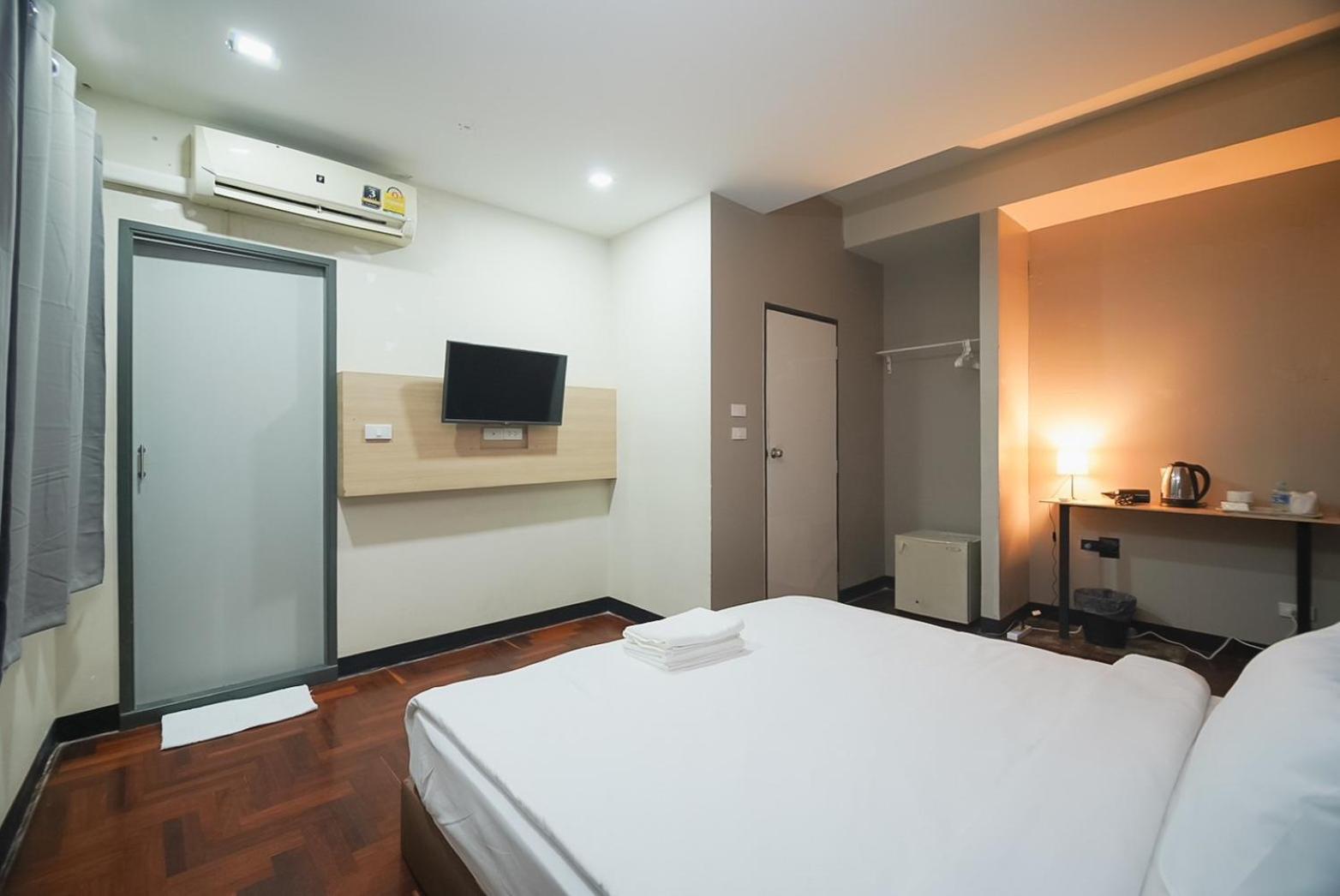 Go Inn Silom - Bts Saint Louis Bangkok Exterior foto